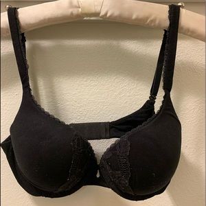 Victoria's Secret Body by Victoria bra